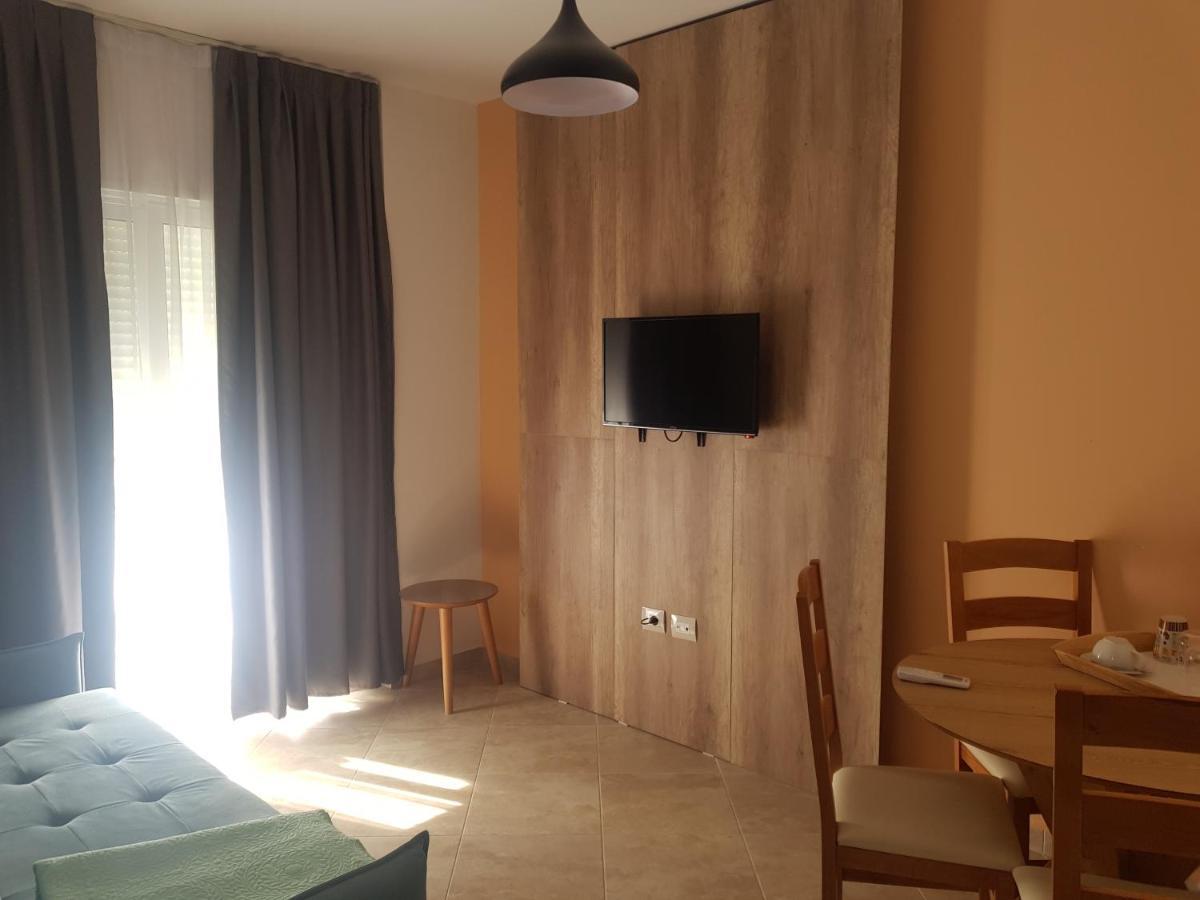 Hotel Bojo *
